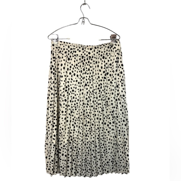 Altar’d state Women’s Skirt Pleated Lined Wide Band Front Tie Spotted - Picture 2 of 11